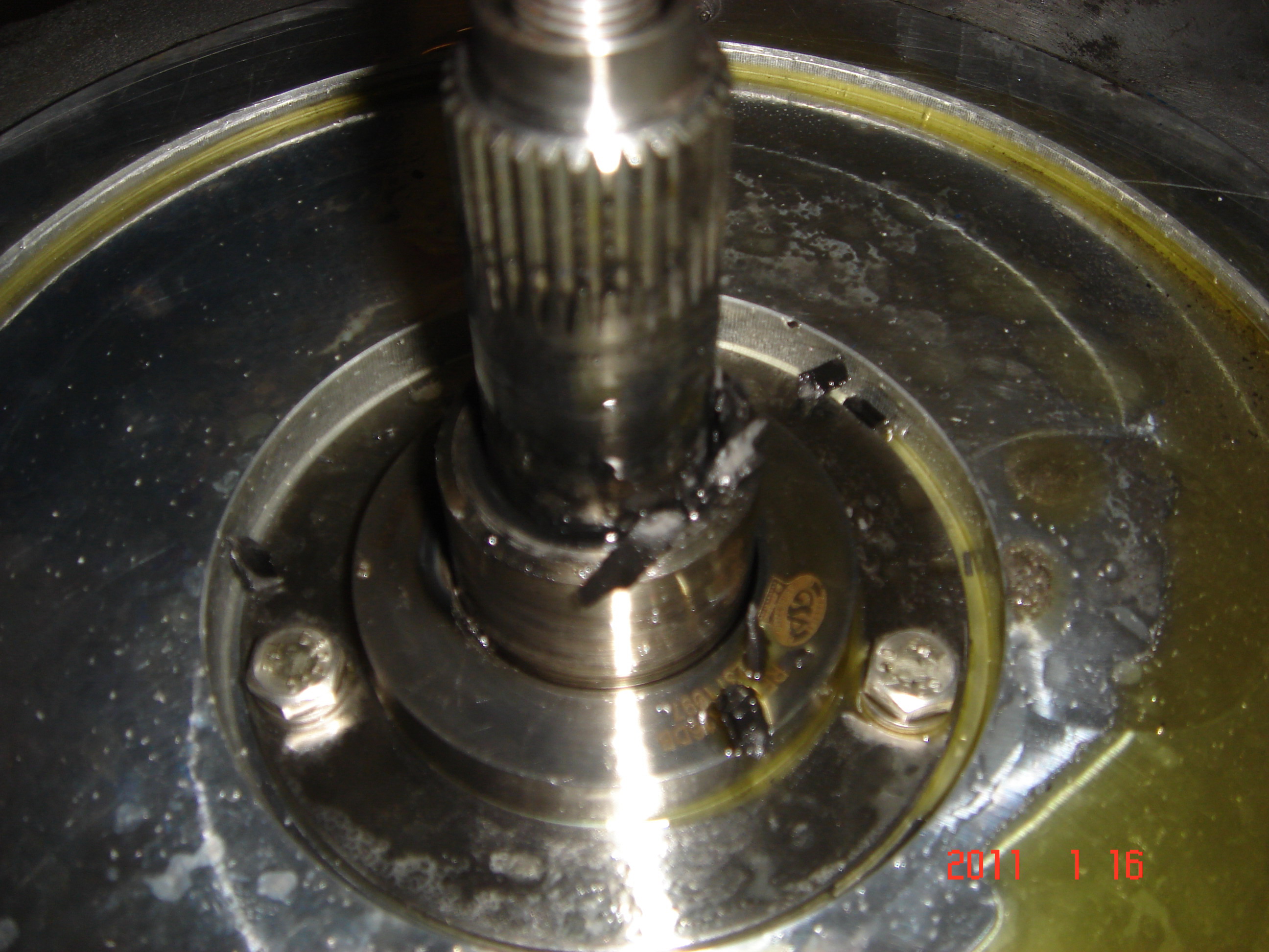 美国圣达因sundyne lmv-311高速泵故障检修照片